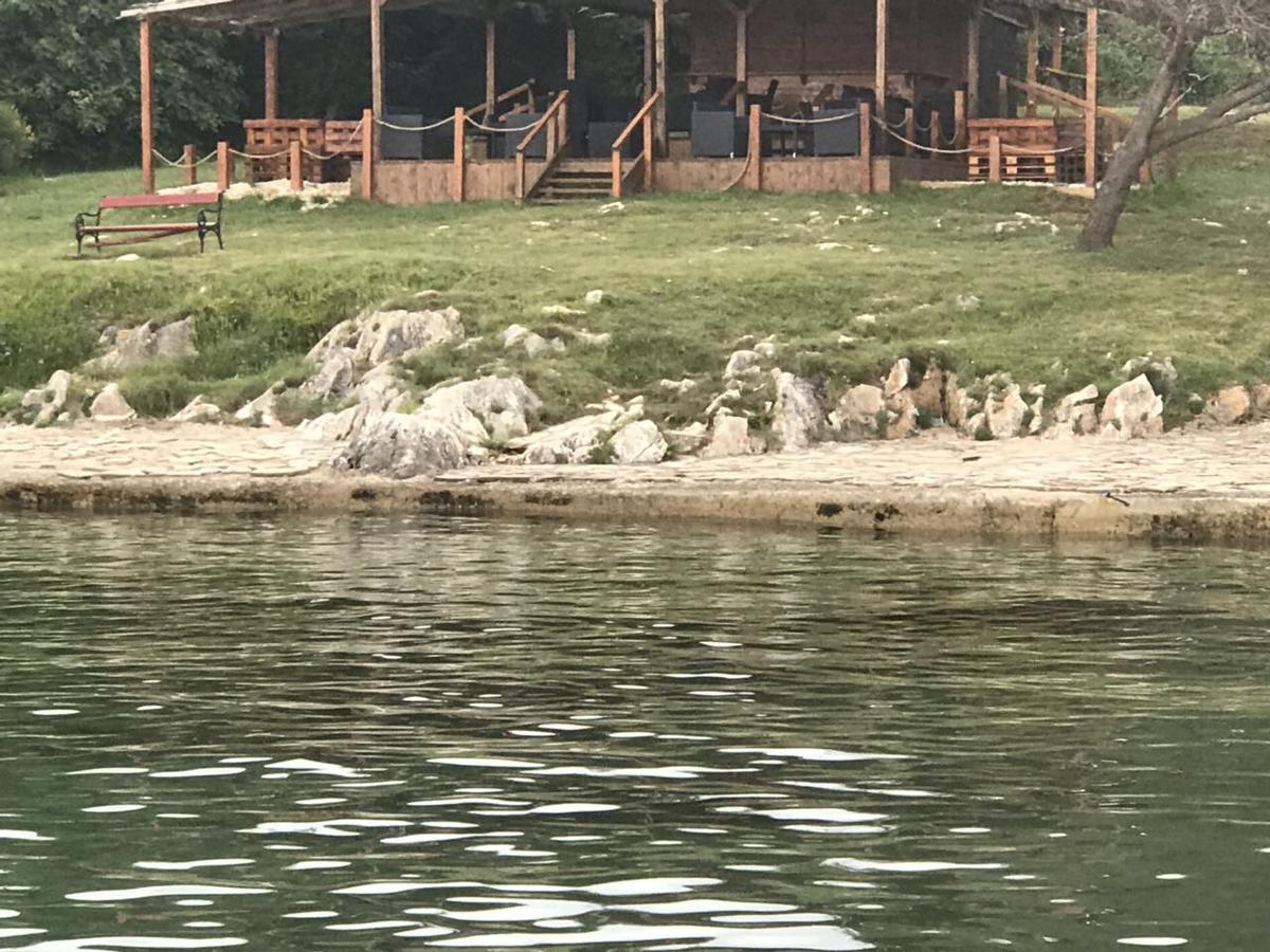 Hotel Livadic & Restaurant Ližnjan المظهر الخارجي الصورة
