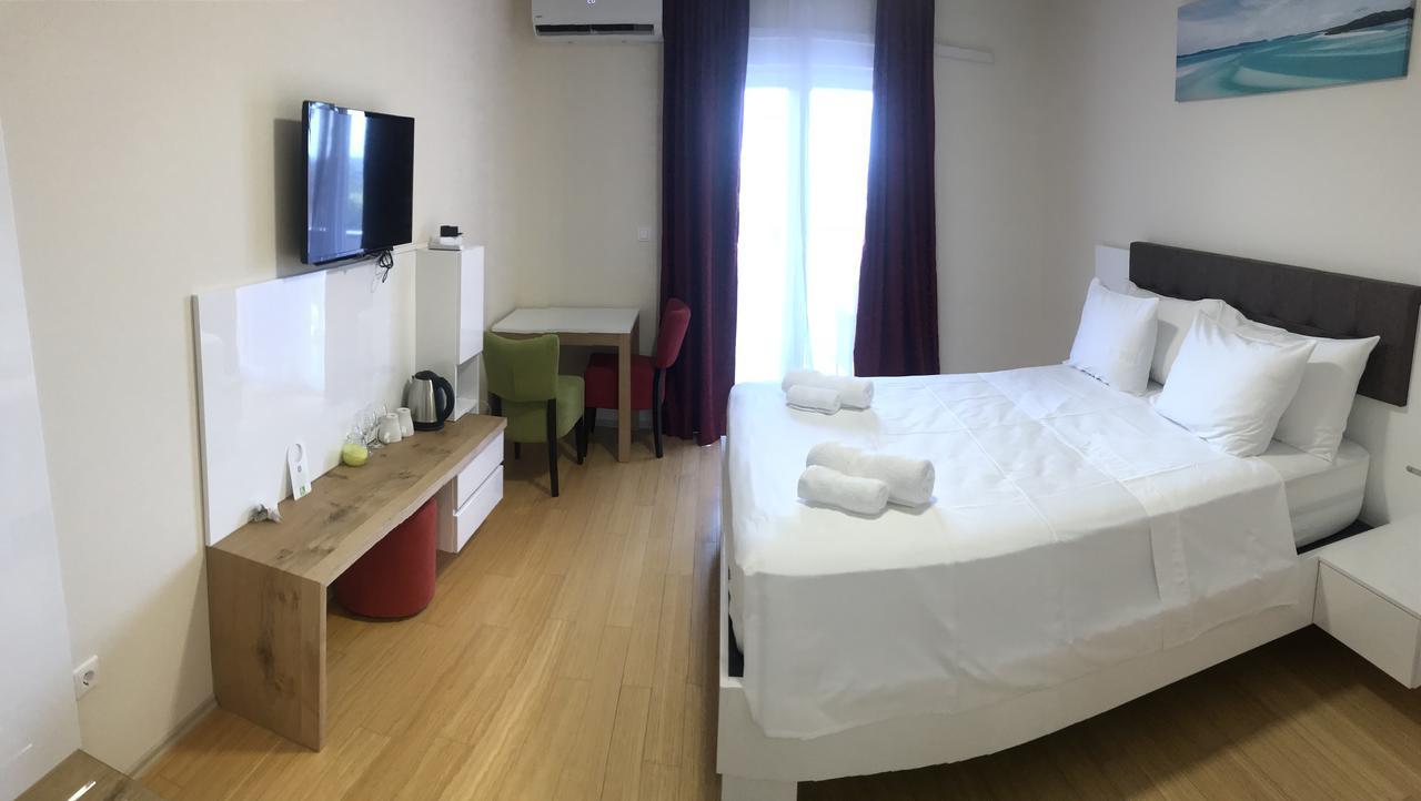 Hotel Livadic & Restaurant Ližnjan المظهر الخارجي الصورة