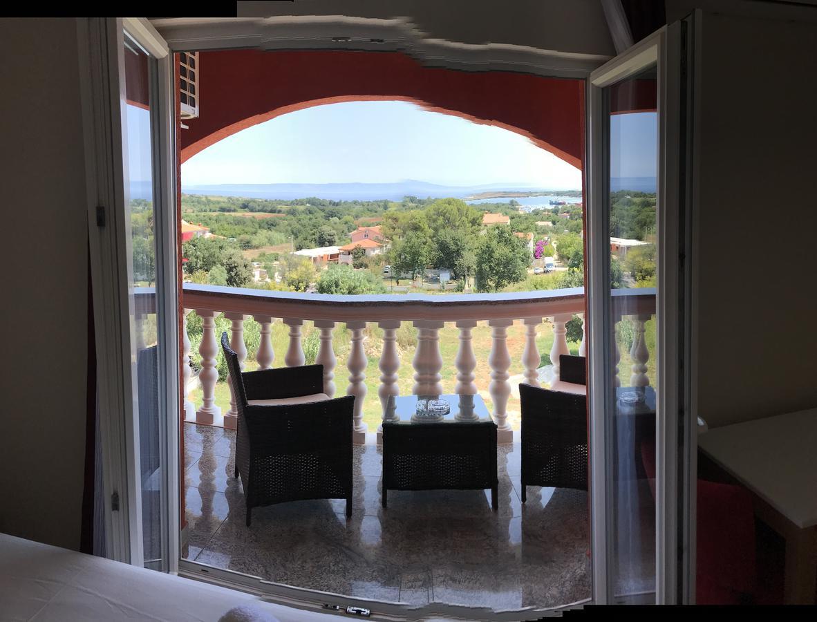 Hotel Livadic & Restaurant Ližnjan المظهر الخارجي الصورة