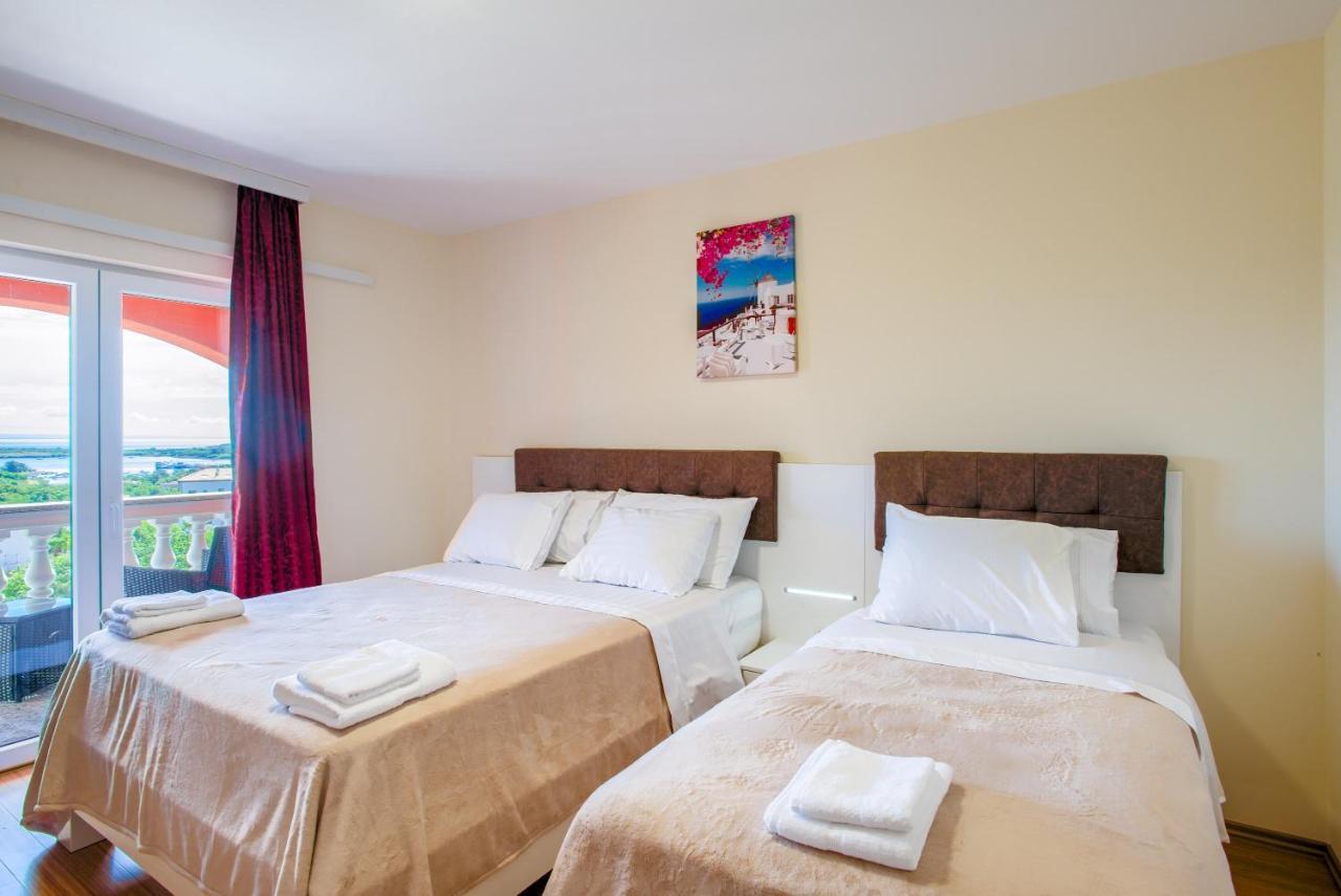 Hotel Livadic & Restaurant Ližnjan المظهر الخارجي الصورة