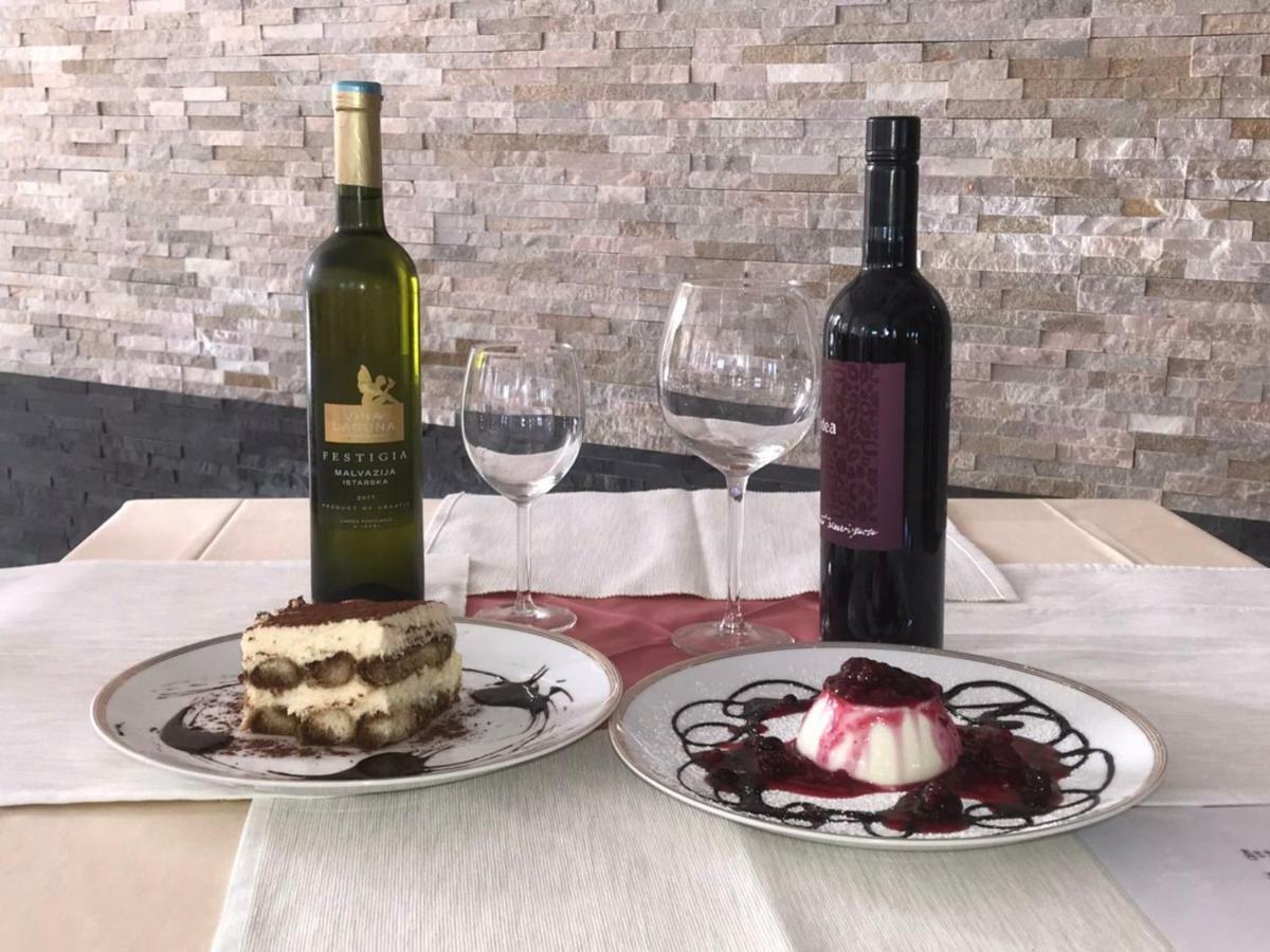 Hotel Livadic & Restaurant Ližnjan المظهر الخارجي الصورة